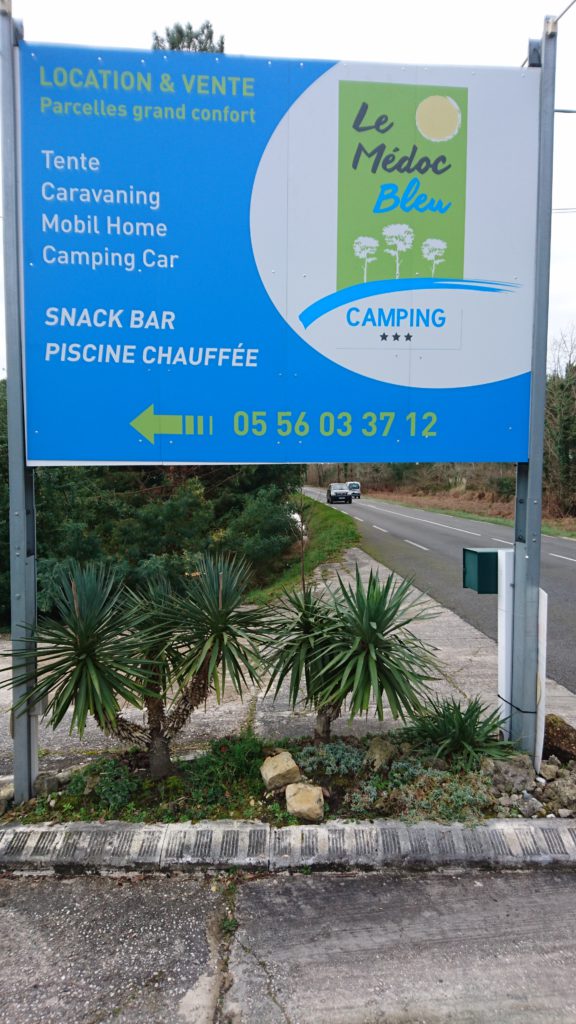 Panneau du camping 4 étoiles à Carcans